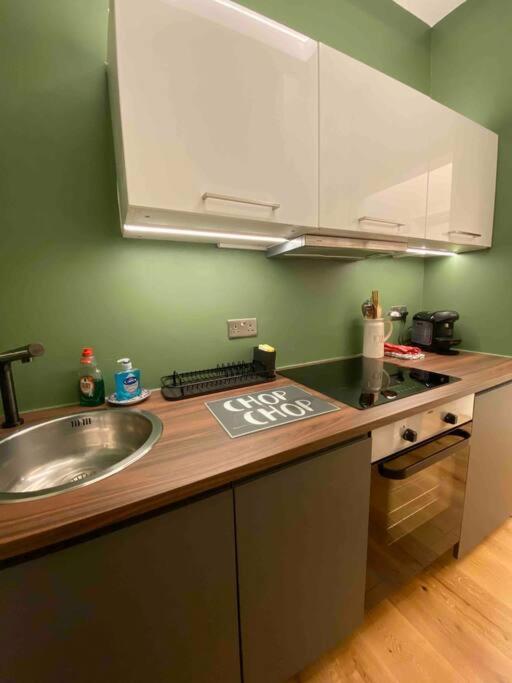 شقة Interior Designed Flat Near Kew Botanical Gardens لندن المظهر الخارجي الصورة